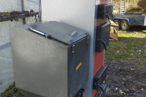 Piec na ekogroszek węgiel drzewo 24 kW