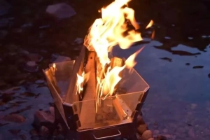 Składana kuchenka turystyczna na drewno – stal nierdzewna